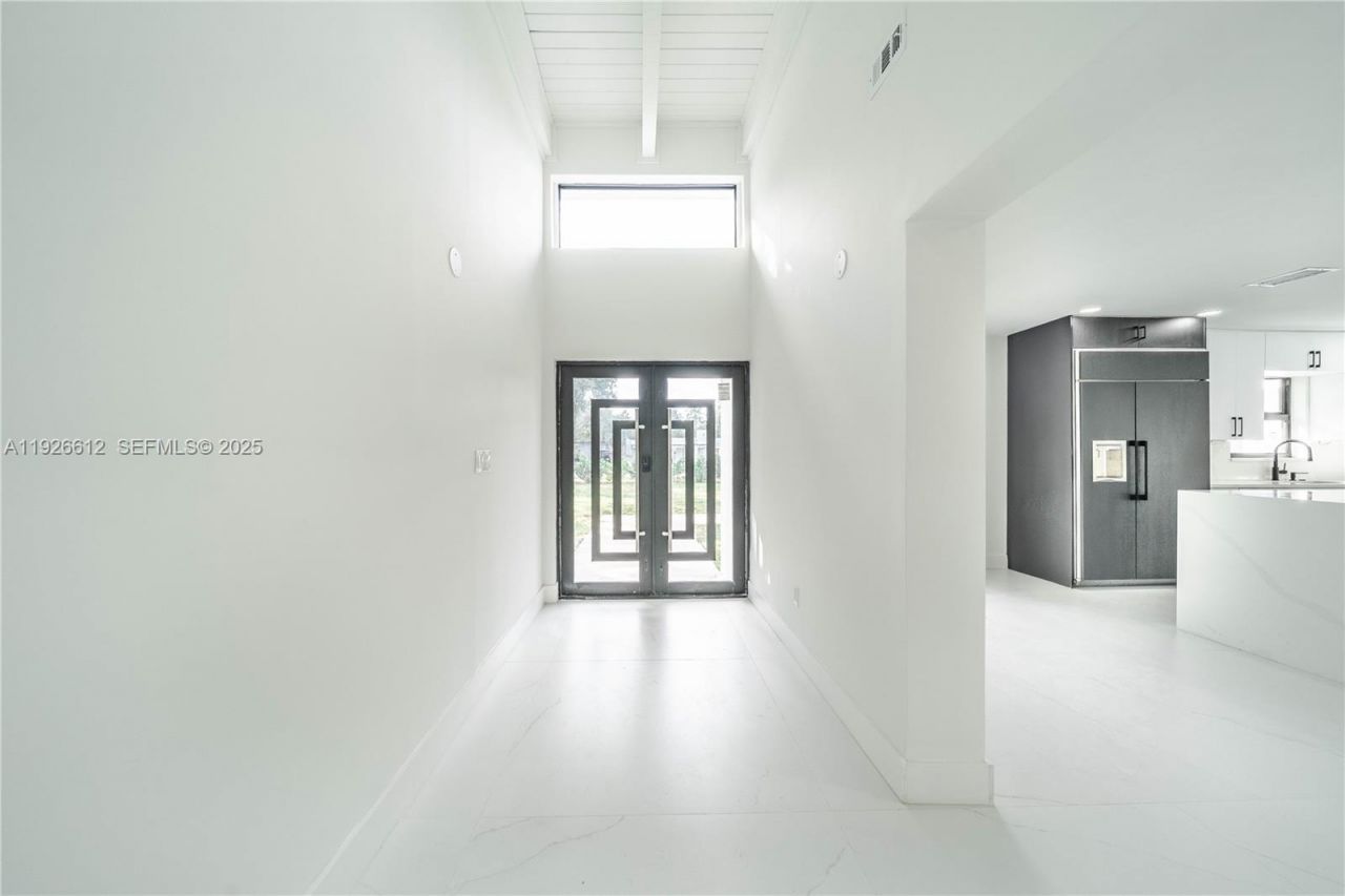 18101 NW 19th Ave, Miami Gardens, FL 33056 Photo