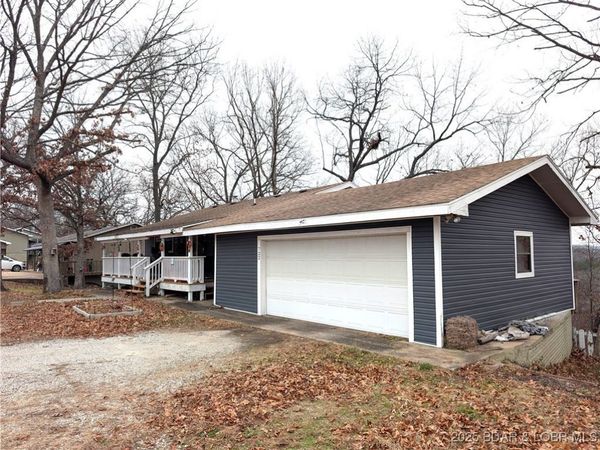 722 Riley Ridge Road, Linn Creek, MO 65052