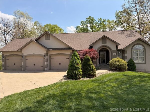 125 Arrowhead Drive, Lake Ozark, MO 65049