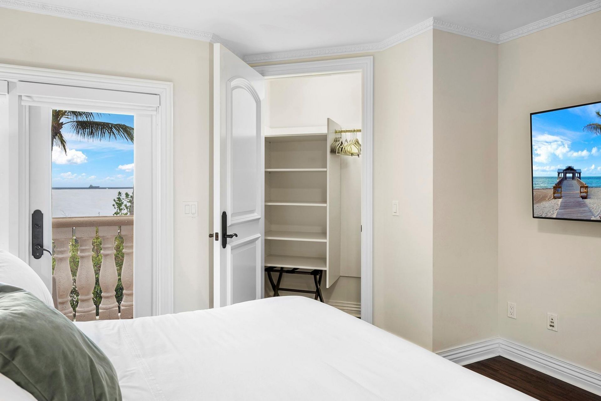 2760 N Atlantic Boulevard, Fort Lauderdale, FL 33308 Photo