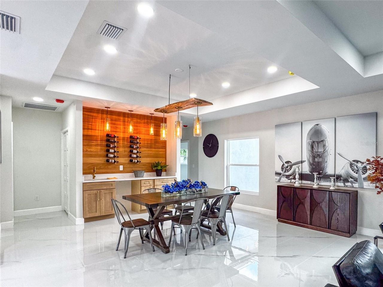 6402 N Woodlynne Avenue, Tampa, FL 33614 Photo