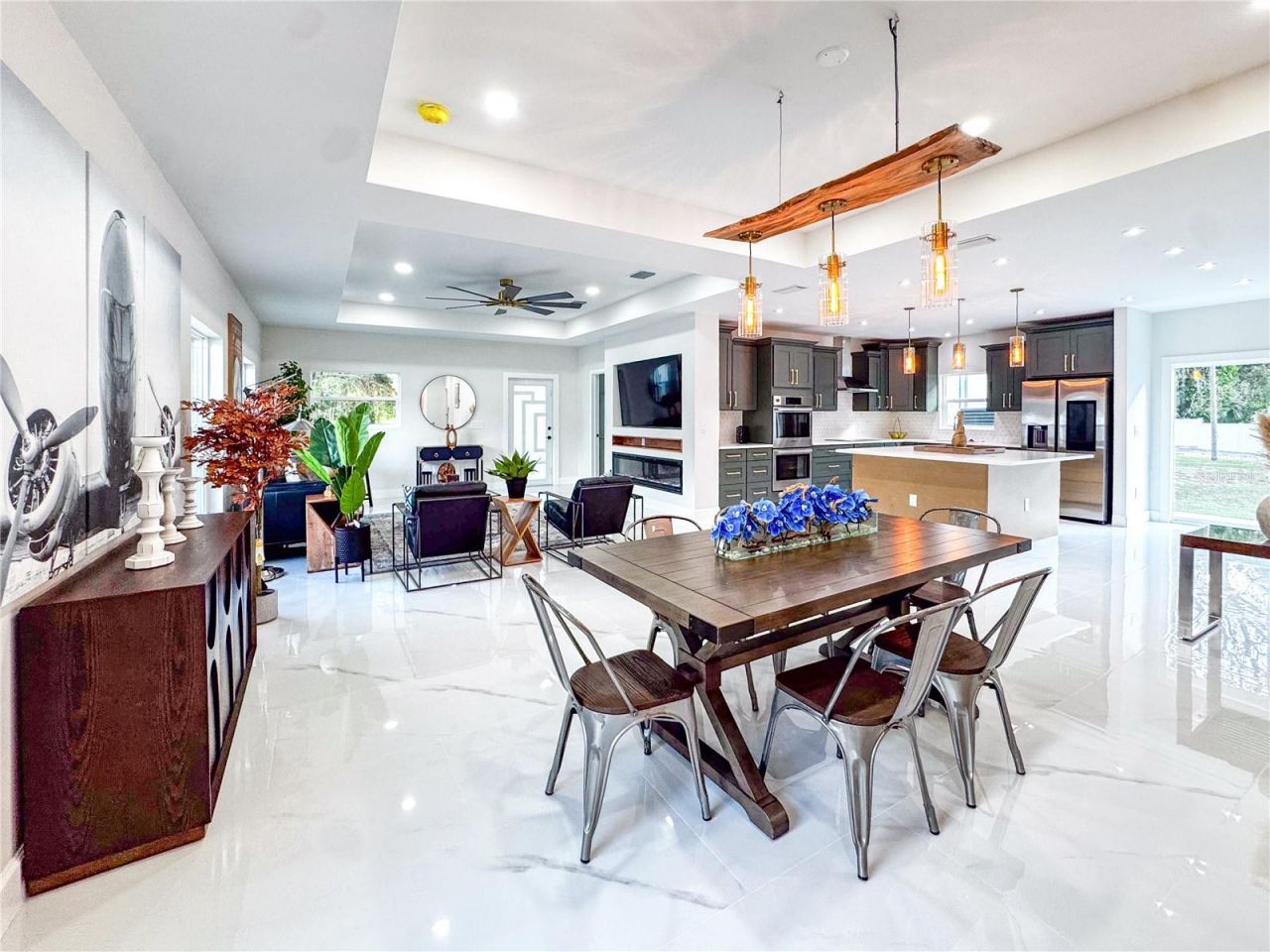 6402 N Woodlynne Avenue, Tampa, FL 33614 Photo