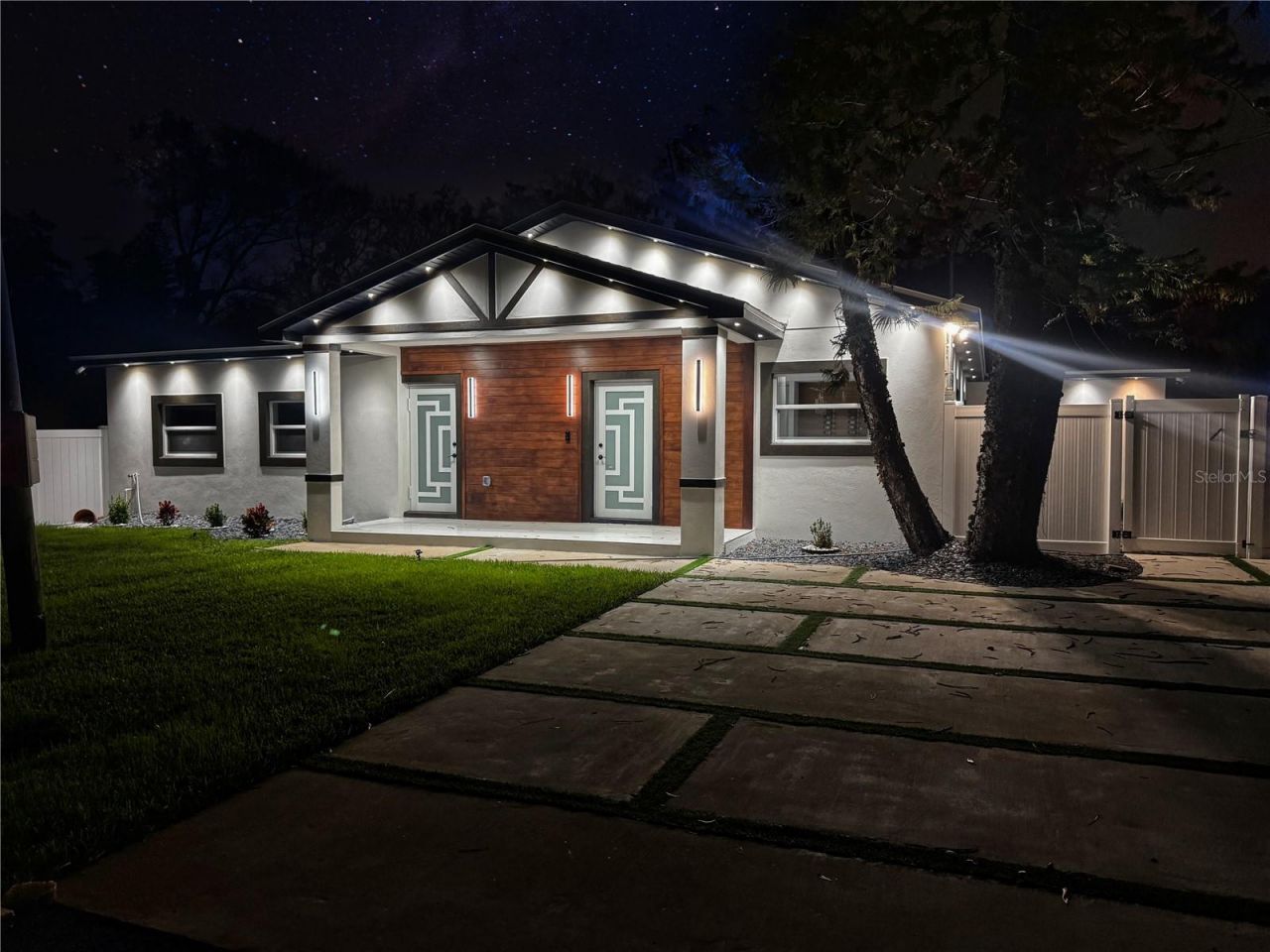 6402 N Woodlynne Avenue, Tampa, FL 33614 Photo