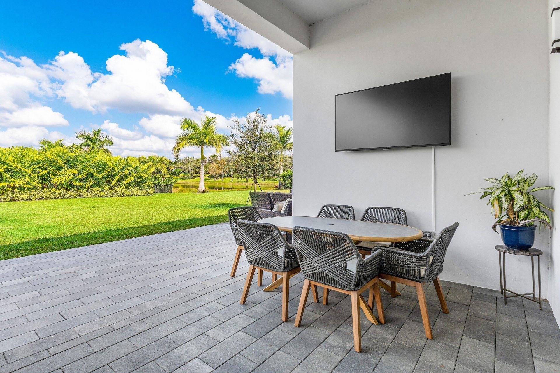 8233 Essex Country Club Drive, Boca Raton, FL 33434 Photo