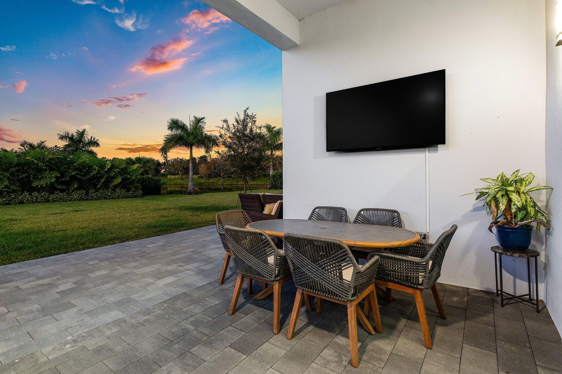 8233 Essex Country Club Drive, Boca Raton, FL 33434 Photo