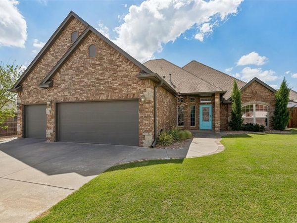 8600 NW 111th Street, Oklahoma City, OK 73162