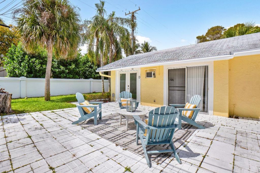 624 Allen Avenue, Unit D, Delray Beach, FL 33483 Photo