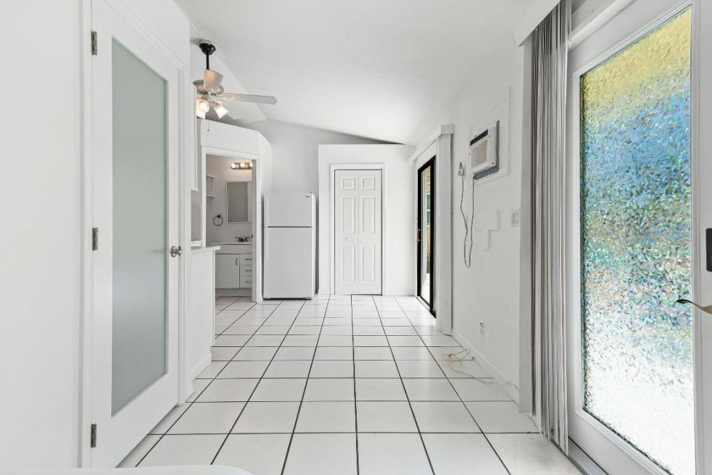 624 Allen Avenue, Unit D, Delray Beach, FL 33483 Photo