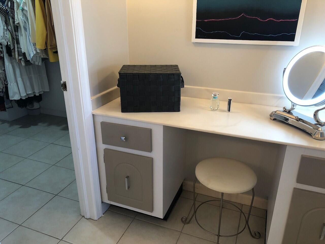 3040 Lake Shore Drive, Unit 504, Riviera Beach, FL 33404 Photo