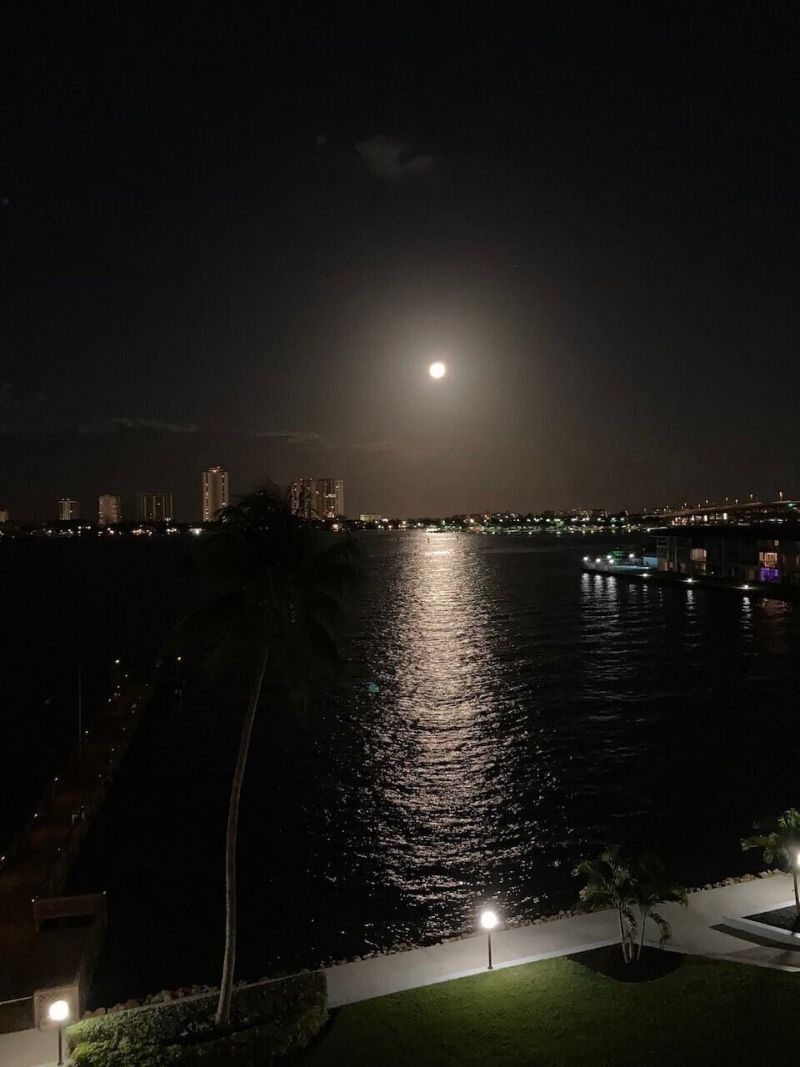 3040 Lake Shore Drive, Unit 504, Riviera Beach, FL 33404 Photo