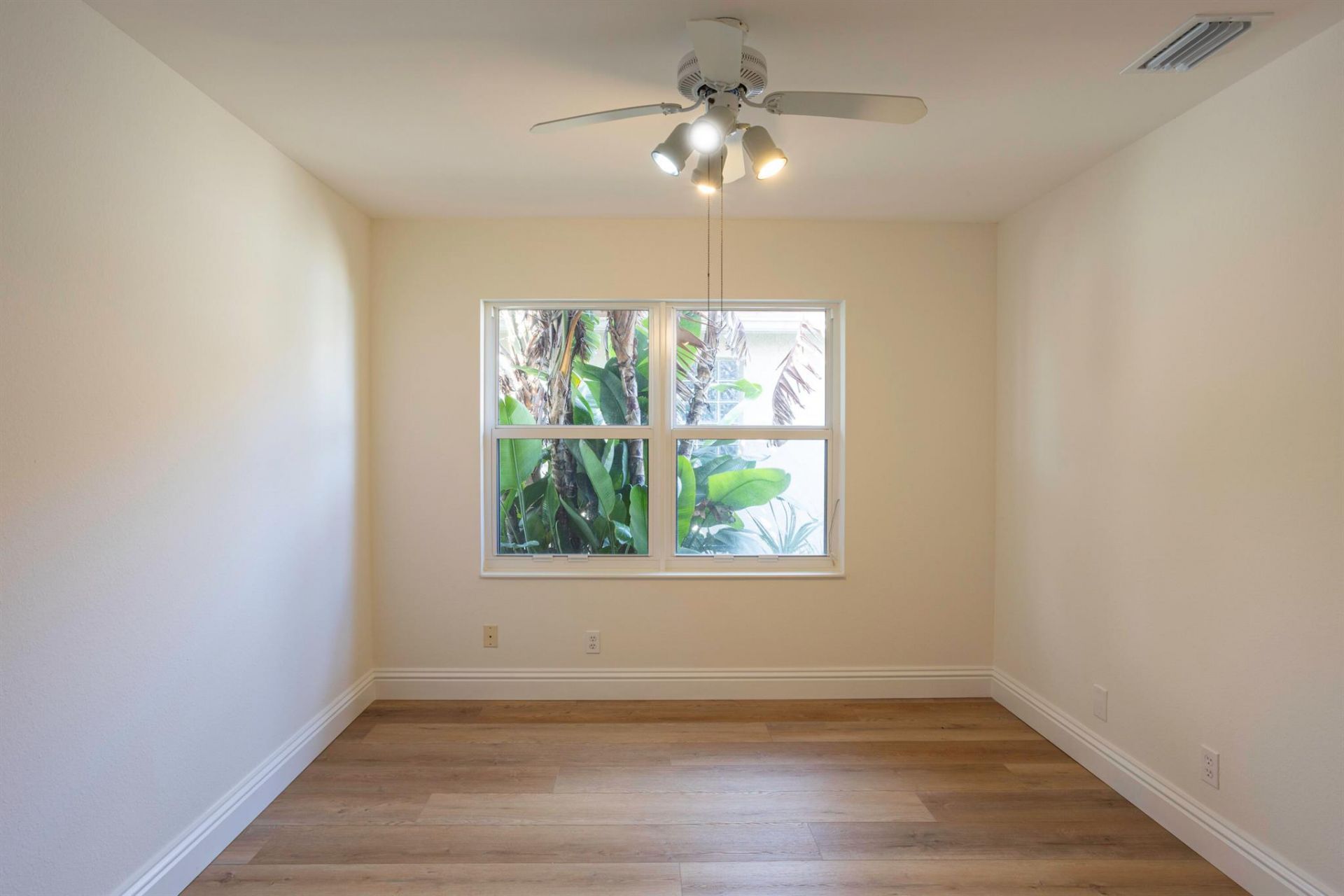 1605 S Club Drive, Wellington, FL 33414 Photo