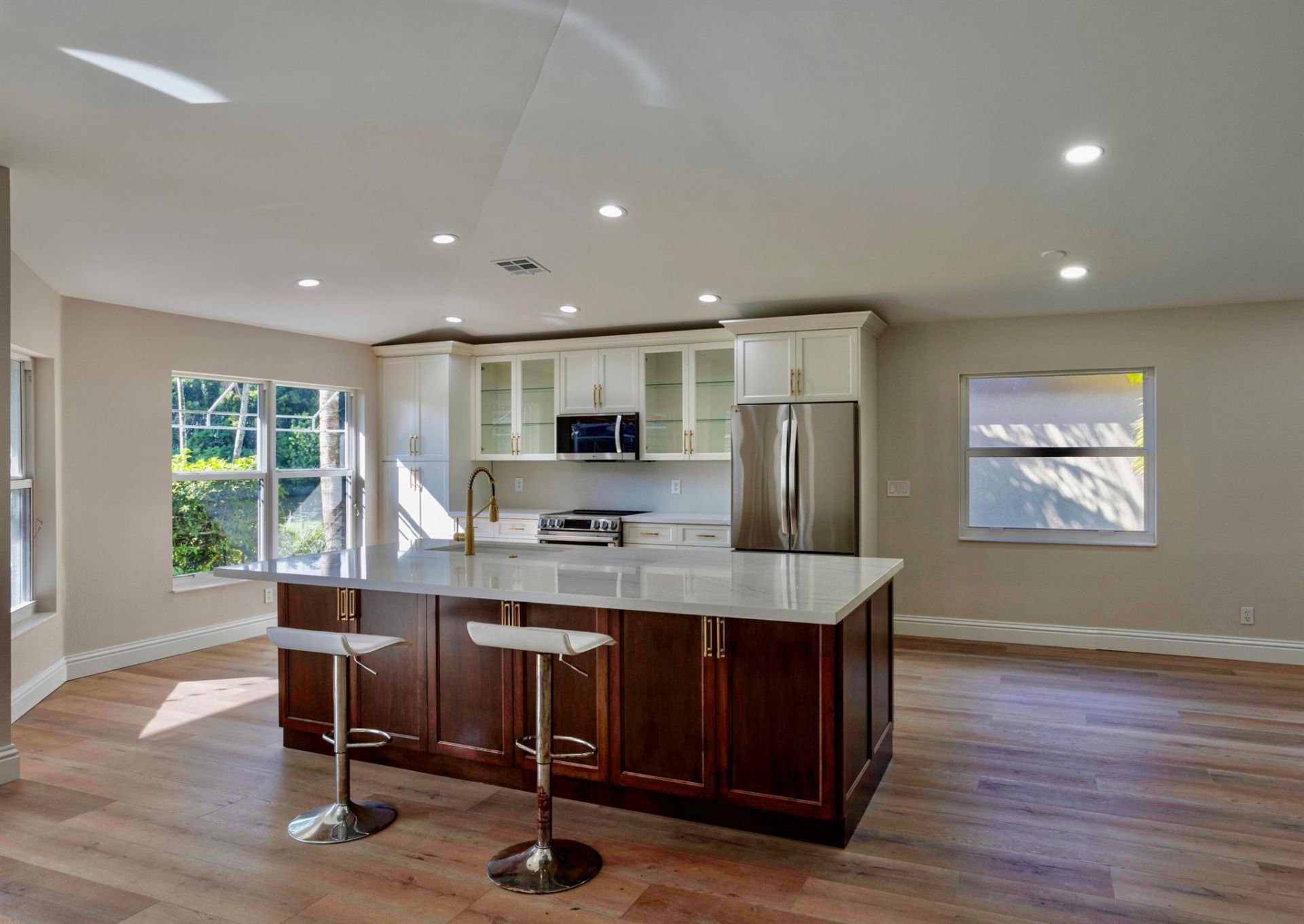 1605 S Club Drive, Wellington, FL 33414 Photo