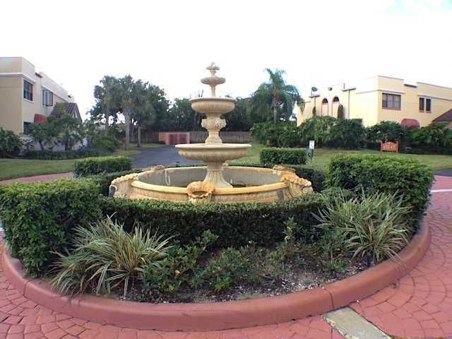 49 Uno Lago Drive, Juno Beach, FL 33408 Photo