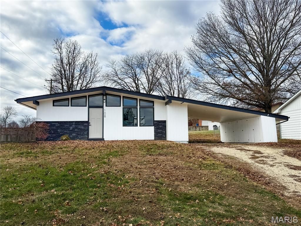 108 Arizona Street, New Haven, MO 63068 Main Photo
