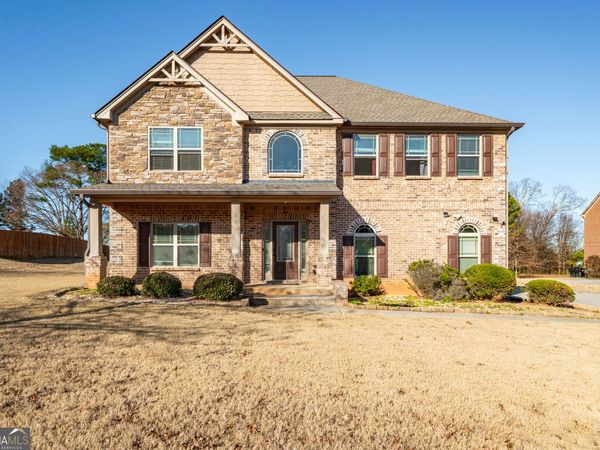 104 SHIMMERING WATERS Lane, Fayetteville, GA 30214
