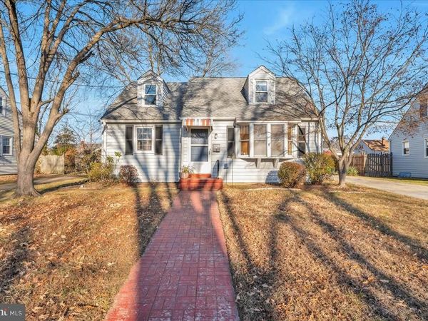 528 DUBOIS AVENUE, BARRINGTON, NJ 08007