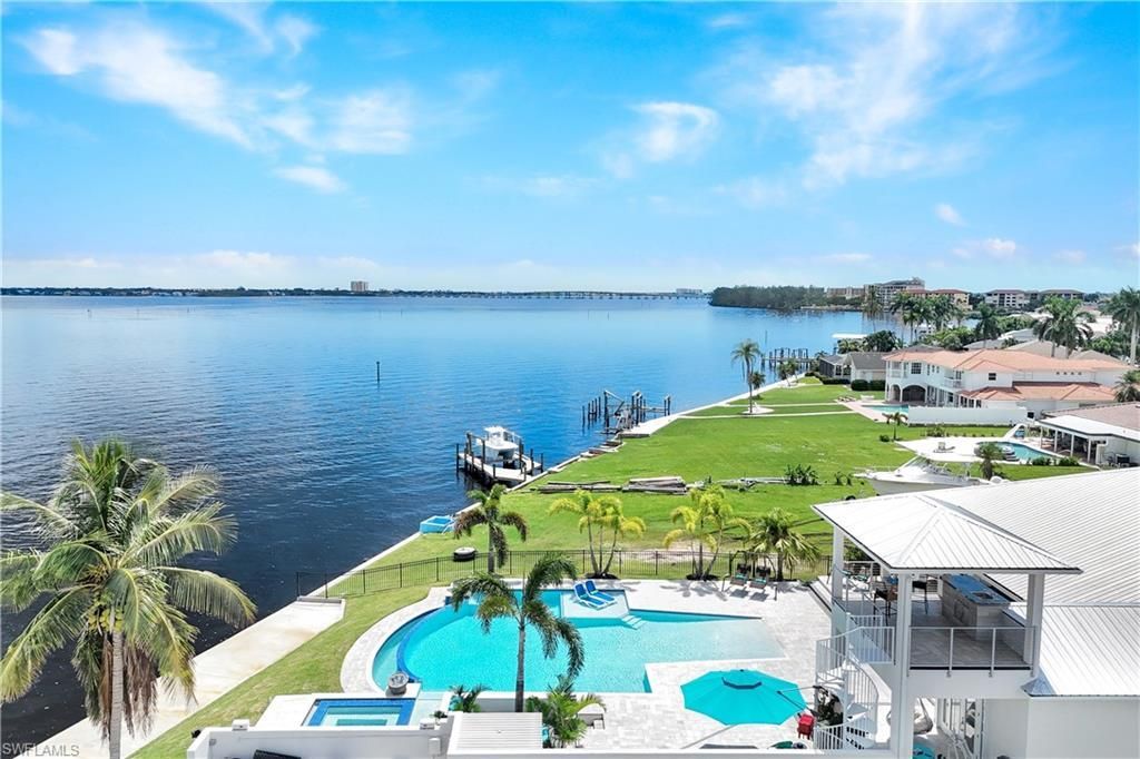 3715 SE 21st Pl , Cape Coral, FL 33904 Photo