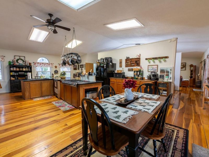 1056 Nace Corner Road, Mifflin Twp, OH 45646 Photo 12