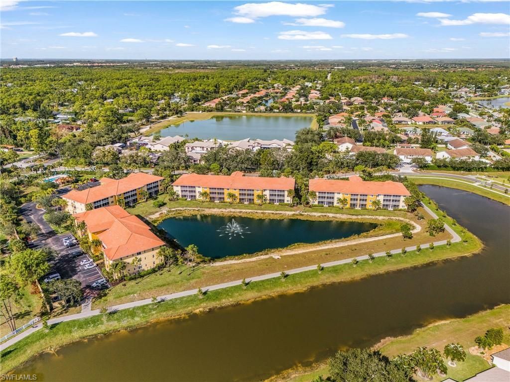 10020 Maddox Ln, Unit 114, Bonita Springs, FL 34135 Photo