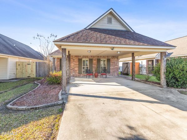 111 Acacia Lane, Abbeville, LA 70510