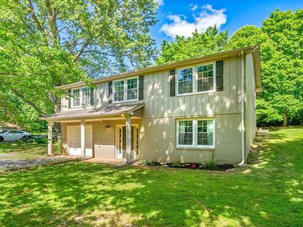 521 Rotary Hills Ct, Clarksville, TN 37043