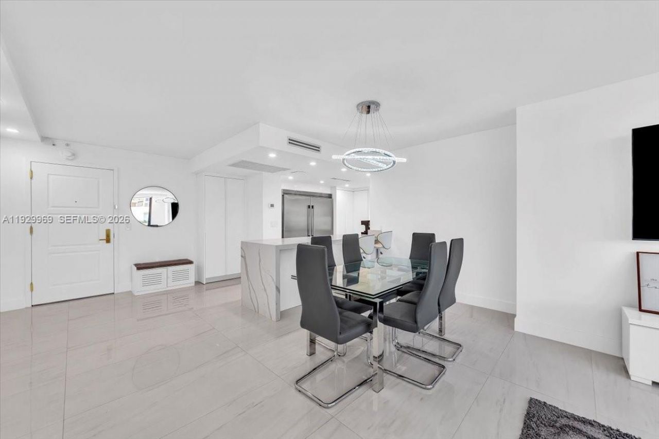 9801 Collins Ave, Unit 5U, Bal Harbour, FL 33154 Photo