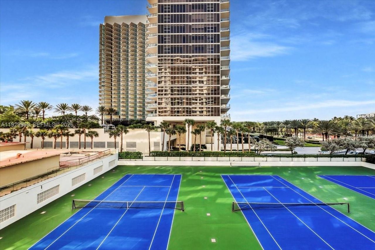 9801 Collins Ave, Unit 5U, Bal Harbour, FL 33154 Photo