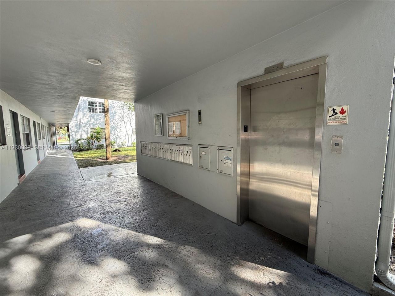 900 Tallwood Ave, Unit 306, Hollywood, FL 33021 Photo