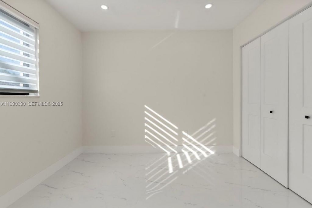 2737 W 55th Pl, Hialeah, FL 33016 Photo