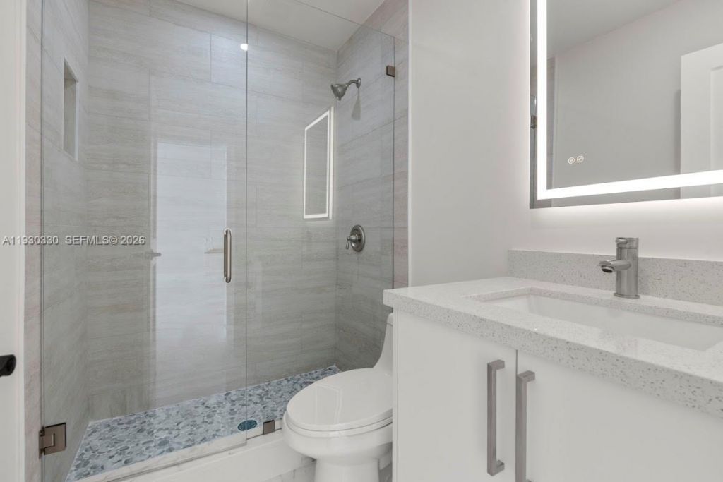 2737 W 55th Pl, Hialeah, FL 33016 Photo