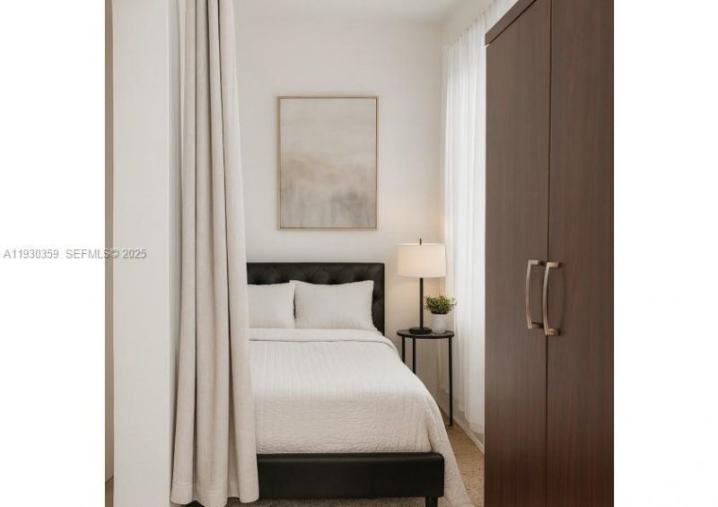 934 Michigan Ave, Unit 302, Miami Beach, FL 33139 Photo