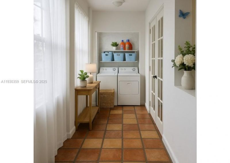 934 Michigan Ave, Unit 302, Miami Beach, FL 33139 Photo