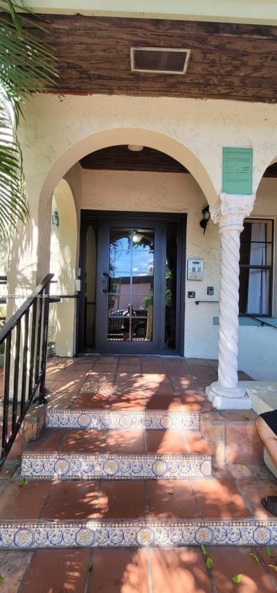 934 Michigan Ave, Unit 302, Miami Beach, FL 33139 Photo