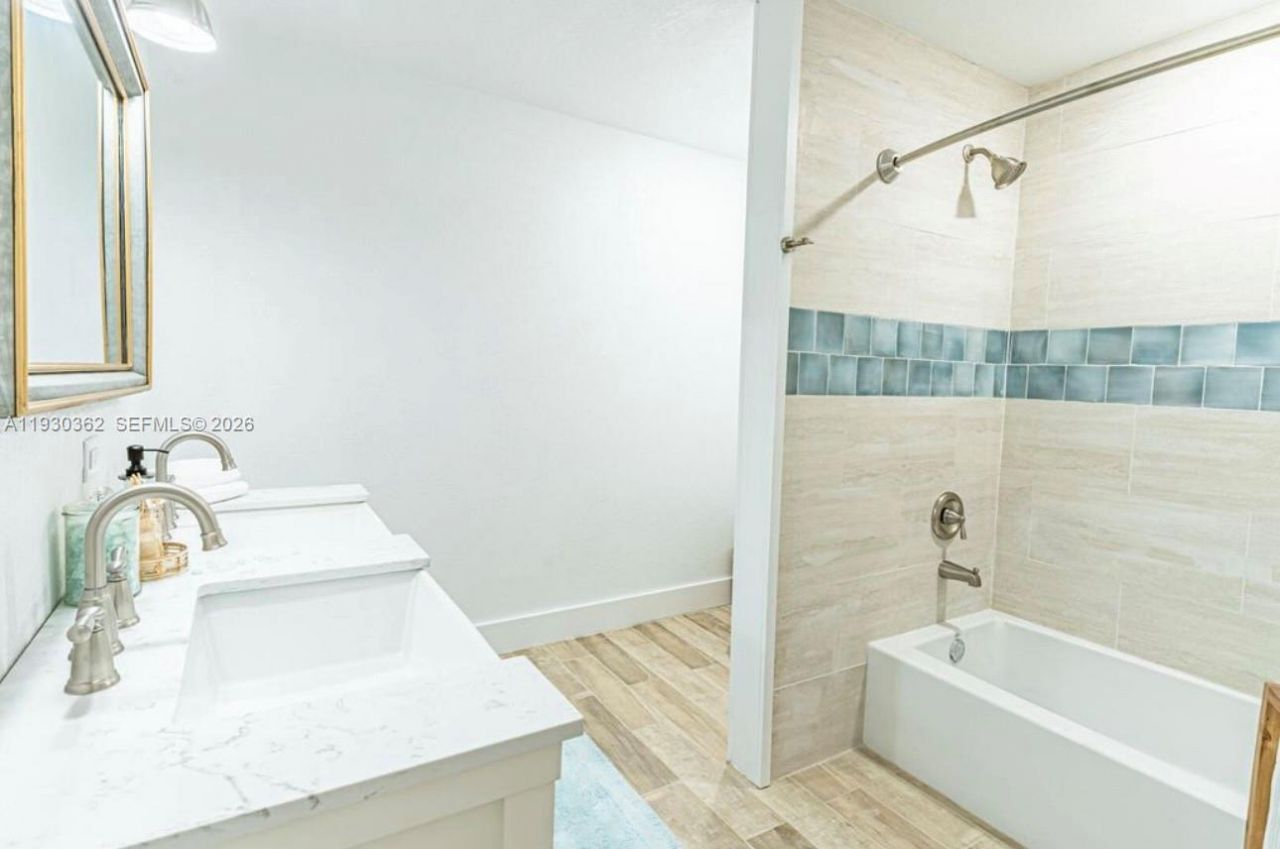 75433 Overseas Hwy, Islamorada, FL 33036 Photo