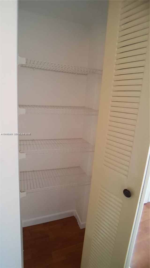 7832 Collins Ave, Unit 403, Miami Beach, FL 33141 Photo