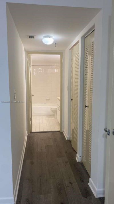 7832 Collins Ave, Unit 403, Miami Beach, FL 33141 Photo