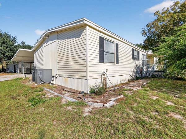 11911 LANE PARK ROAD, TAVARES, FL 32778