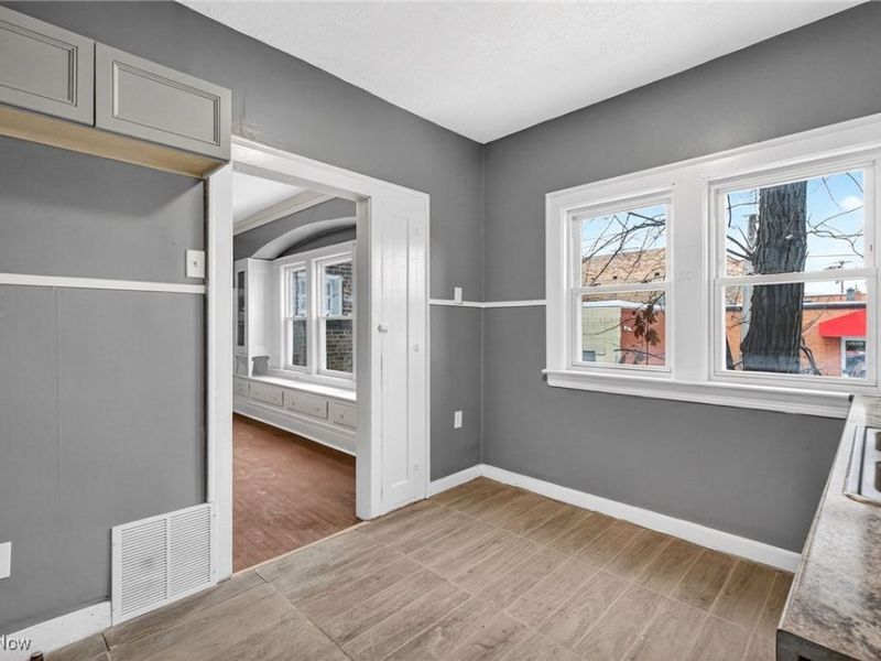 3523 E 140th Street, Cleveland, OH 44120 Photo 11