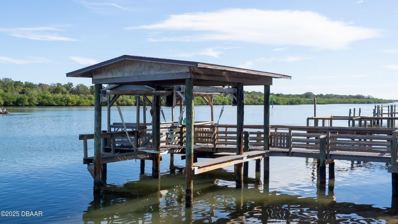 194 Lewis Street, Edgewater, FL 32141 Photo