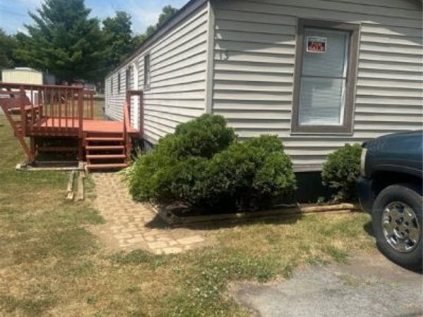 13 Middle, Weedsport, NY 13166