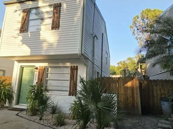 10213 N OJUS DRIVE, TAMPA, FL 33617