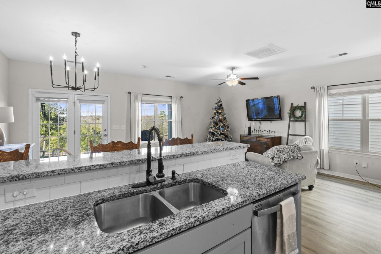 1191 Coopers Ridge Lane Photo 7