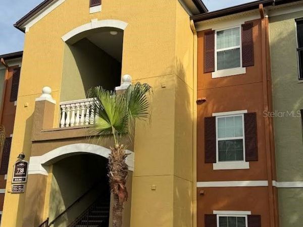 738 CREST PINES DRIVE, Unit 718, ORLANDO, FL 32828