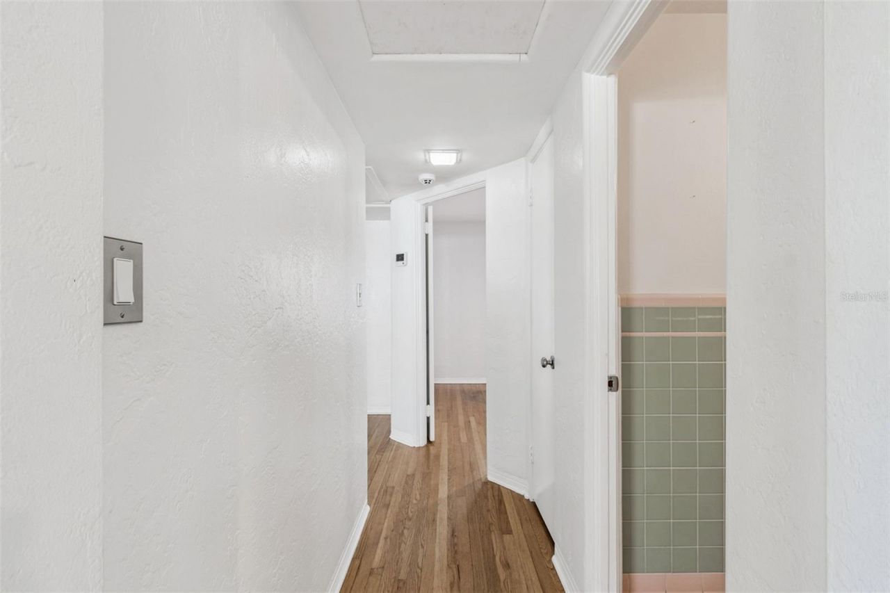 1322 48th Avenue N, Saint Petersburg, FL 33703 Photo