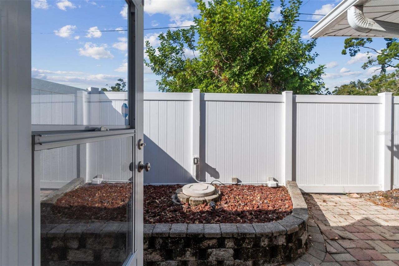 1322 48th Avenue N, Saint Petersburg, FL 33703 Photo