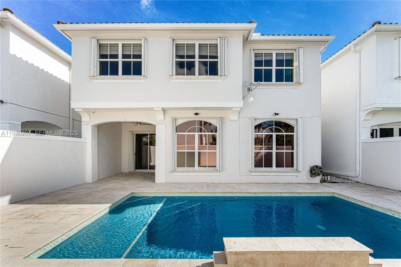 21156 NE 33rd Ave , Aventura, FL 33180 Photo