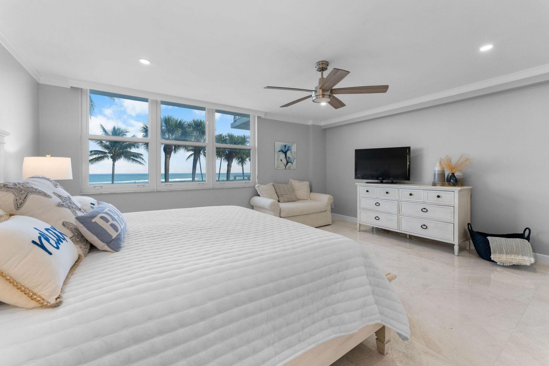 500 Ocean Drive, Unit E-2d, Juno Beach, FL 33408 Photo