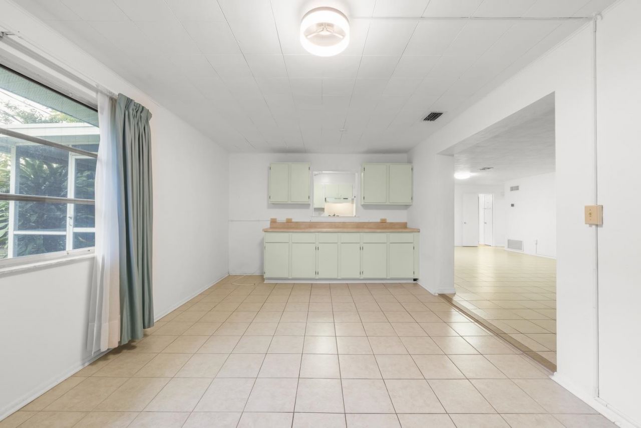 2285 Sunrise Blvd, Fort Myers, FL 33907 Photo