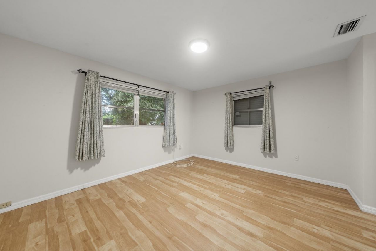 2285 Sunrise Blvd, Fort Myers, FL 33907 Photo