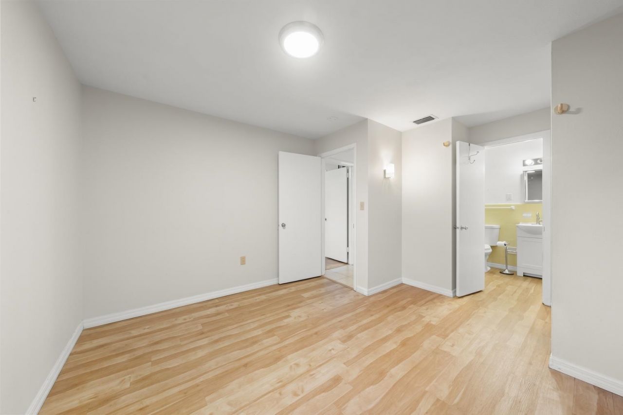 2285 Sunrise Blvd, Fort Myers, FL 33907 Photo